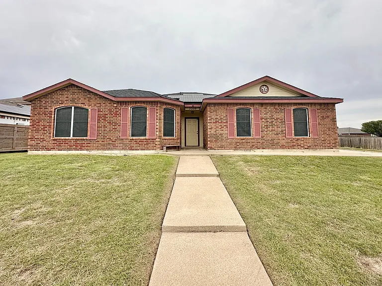 5309 Holster Dr — Photo 1