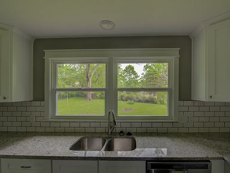 4413 N Grand Ave — Photo 10