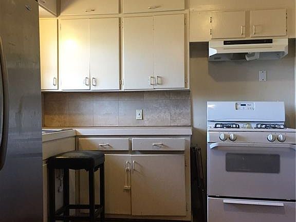 4th image of 1709 Rosemont St