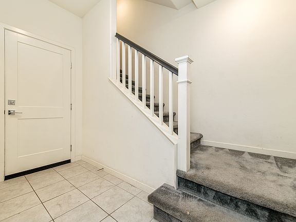 4th image of 2294 Apple Ct