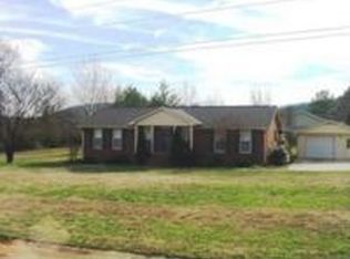210 Sutton Rd SE, Owens Cross Roads, AL 35763