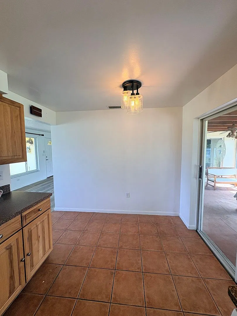 2 bedroom home for rent! — Photo 4