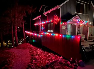 699 Santa Barbara Ave, Sugarloaf, CA 92386