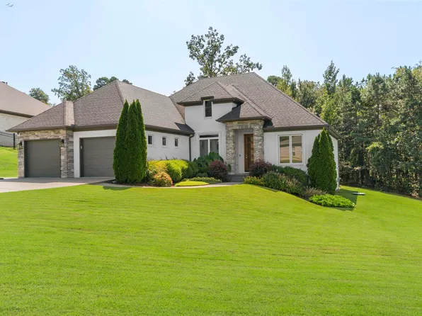 18825 Lochridge Dr, Little Rock, AR 72210