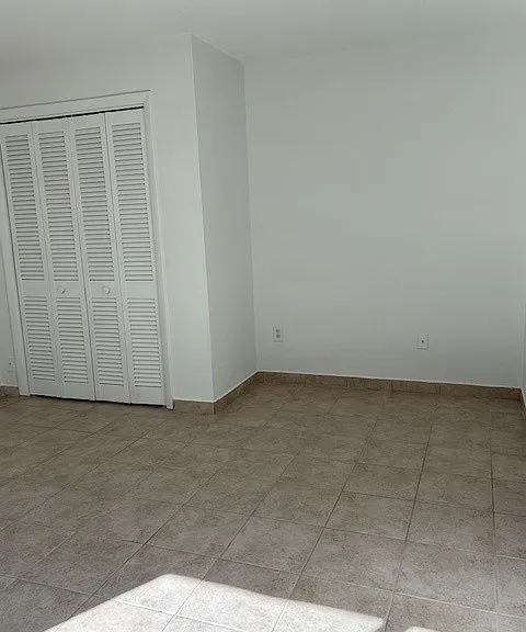 411 S Nimbus Ave #3 — Photo 24