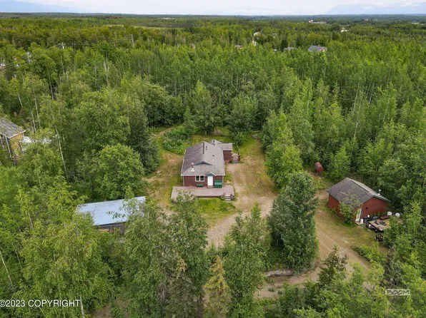 629 S Repose Rd, Big Lake, AK 99623