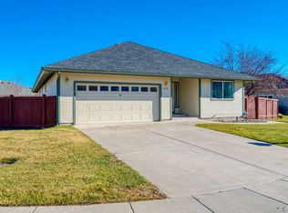 814 Mahogany Dr, Minden, NV 89423