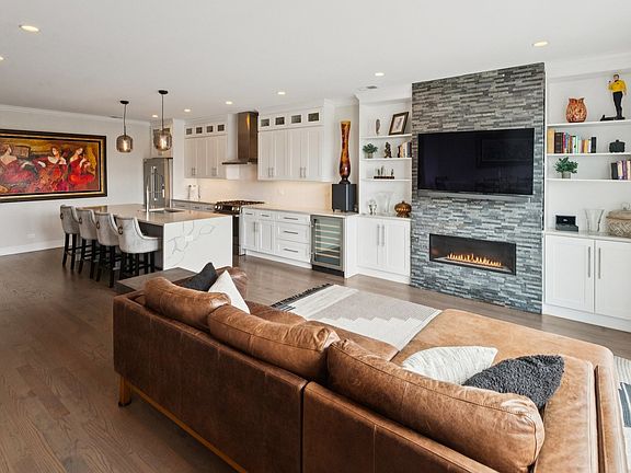 5th image of 5137 N Lincoln Ave #4S