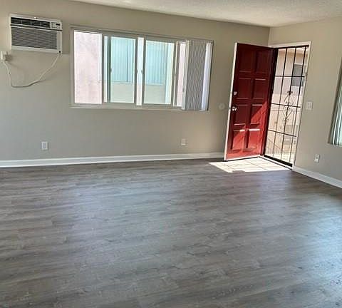 2nd image of 4174 Iowa St APT 7