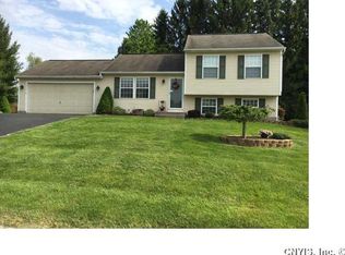 5002 Dongara Ln, Clay, NY 13041