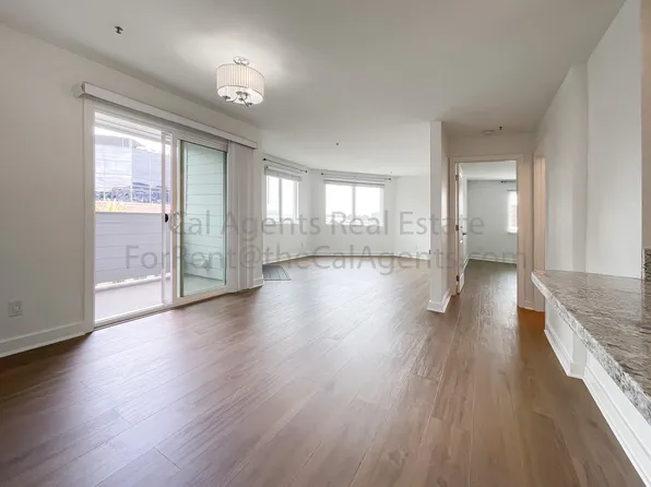 6400 Christie Ave APT 3312, Emeryville, CA 94608