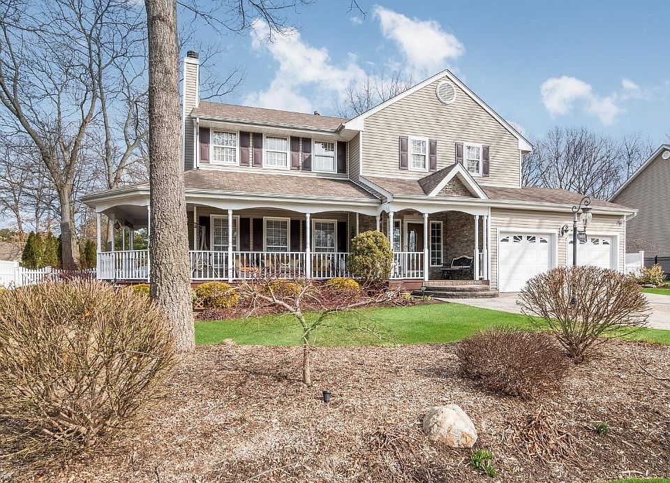 1st image of 3 Hancock Ct