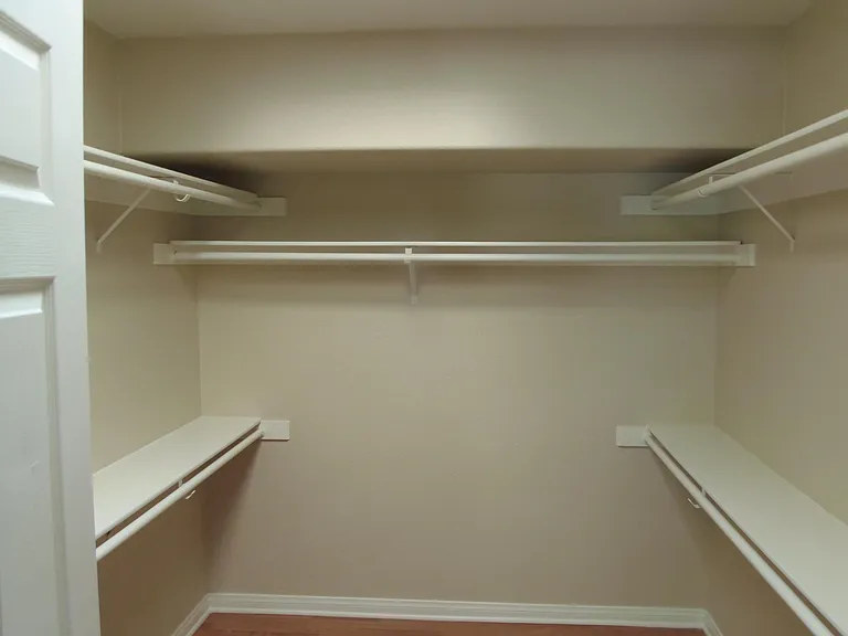 28020 Avenida Maravilla — Photo 12
