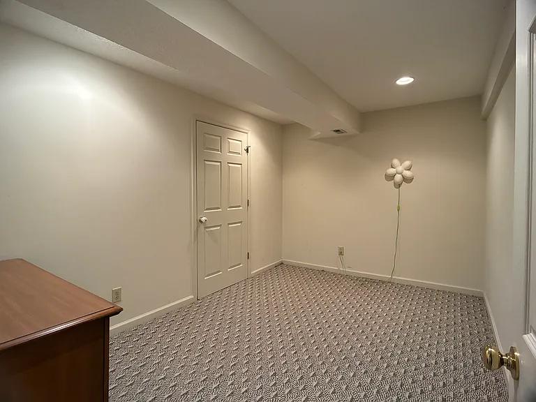 6400 Belmont Park Ct — Photo 46