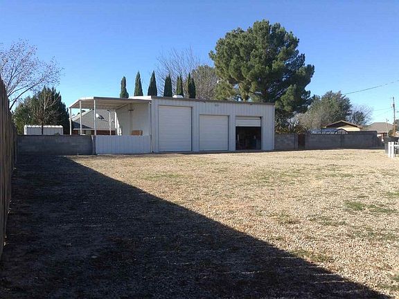 2nd image of 1207 De Bremond Dr
