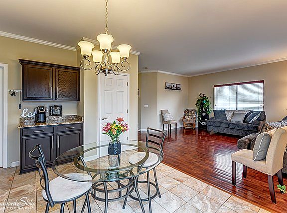 2nd image of 3117 Shenandoah Dr