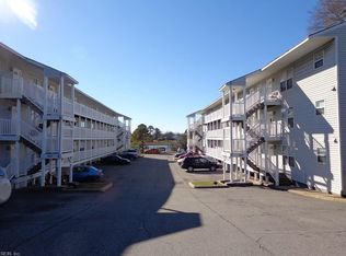 2111 Pretty Lake Ave APT 13, Norfolk, VA 23518