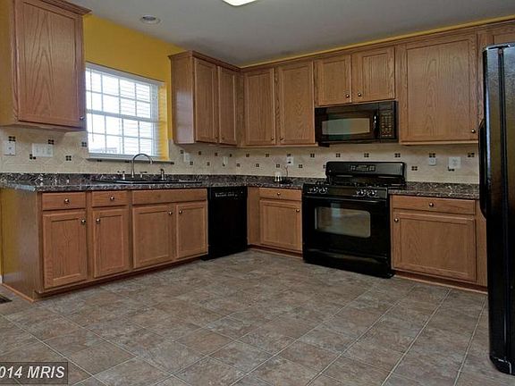 4th image of 306 Galway Ln