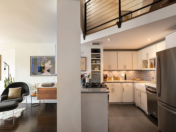 5th image of 130 Barrow St APT 314