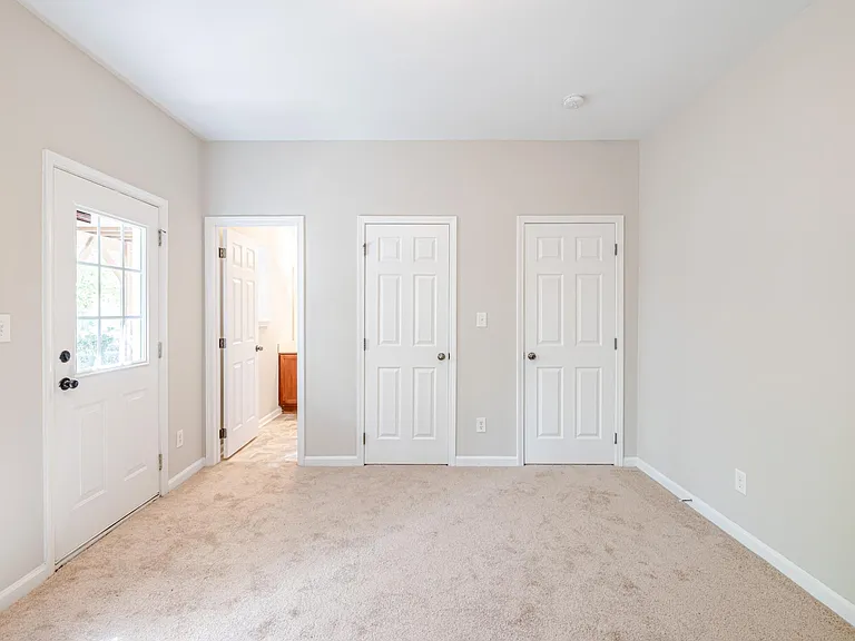 14106 Winford Ln — Photo 37