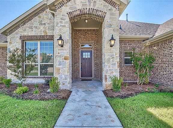 4th image of 3217 Pecos Ln