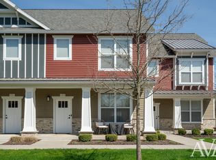 155 Tamarack Ln NE, Rockford, MI 49341