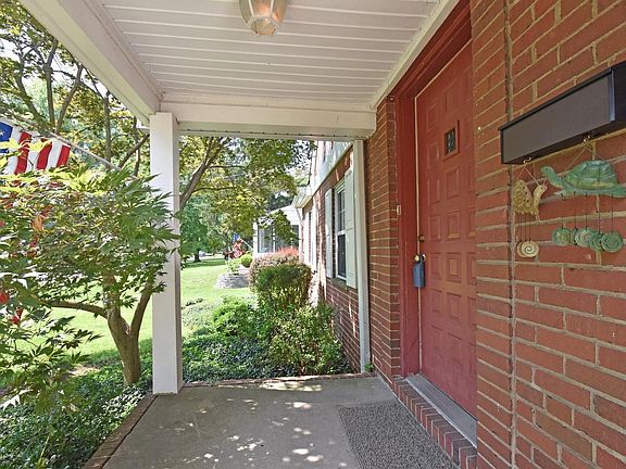 3rd image of 7721 Gwenwyn Dr