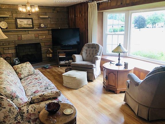 5th image of 2537 Woodward Dr