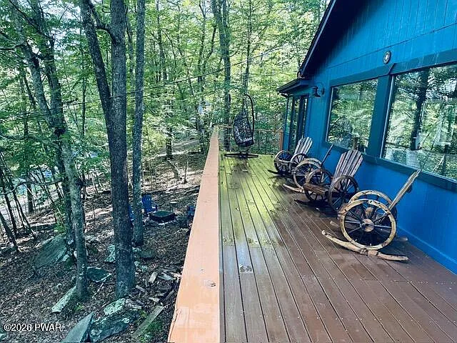 119 Saunders Dr — Photo 22