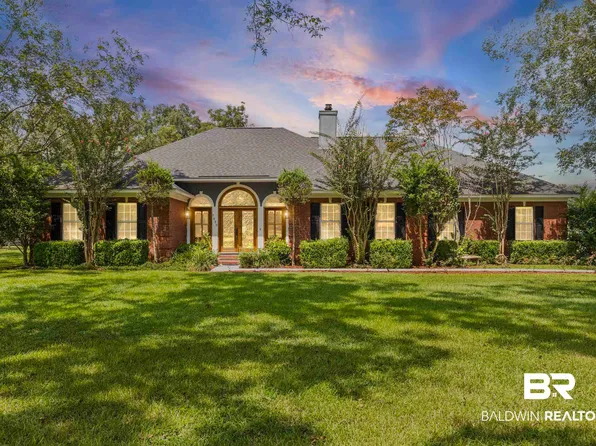 7630 Deakle Ln, Irvington, AL 36544
