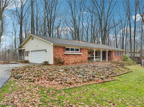 1576 King Rd, Hinckley, OH 44233