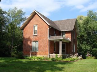 252 Clizbe Rd, Quincy, MI 49082