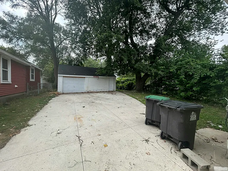 6160 McGuire St — Photo 25