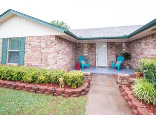 9809 Hillcrest Dr, Oklahoma City, OK 73159