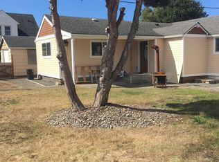 728 5th Ave, Seaside, OR 97138