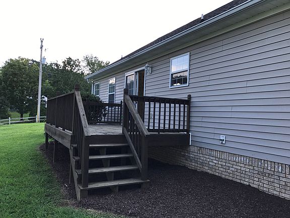 2nd image of 100 Greystone Ln SE