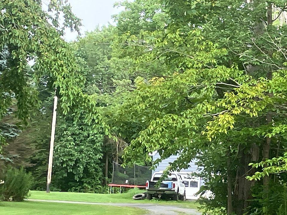 2nd image of 423 Kid Long Rd