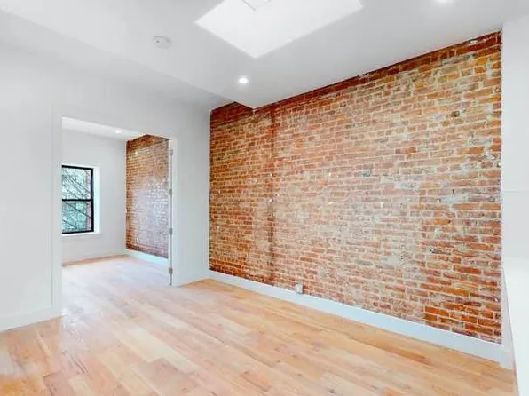 1395 Flatbush Avenue image 1 of 8