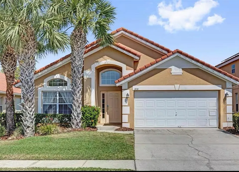 1438 Solana Cir
