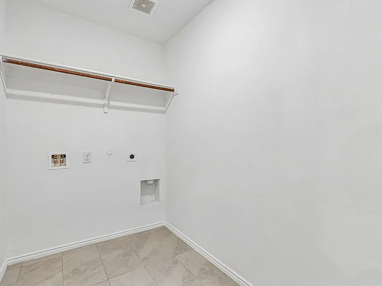 1631 Rosy Finch Dr — Photo 21