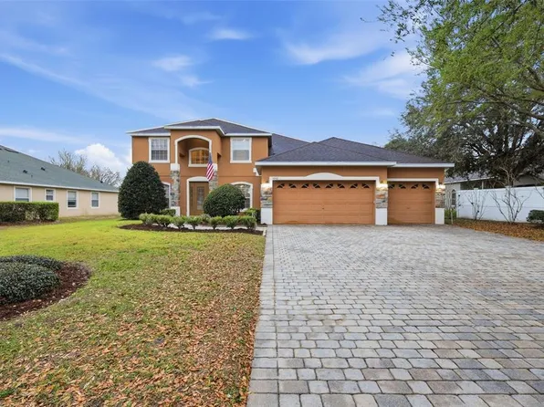 1042 Spinning Wheel Dr, Apopka, FL 32712