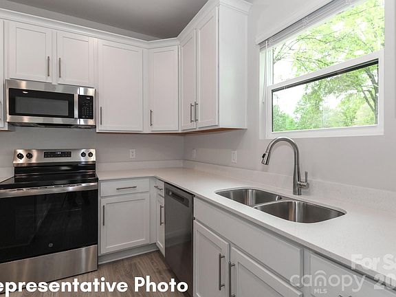4th image of 223 Institute St