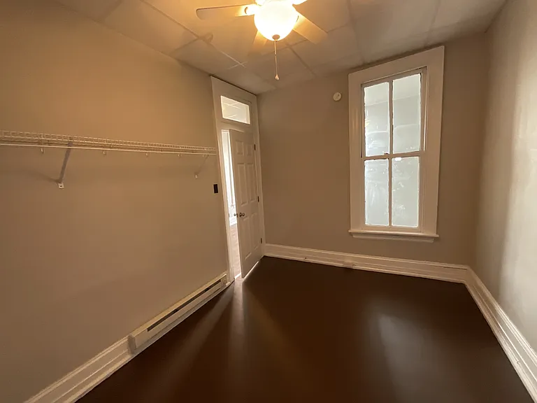 28 Frederick St #4 — Photo 10