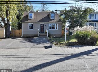 229 Asbury Rd, Pasadena, MD 21122