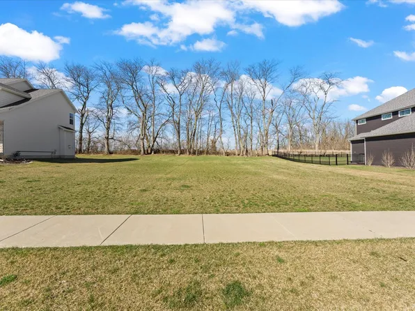 1215 Briarwood Ln Lot 601, Mahomet, IL 61853