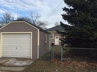 2036 Deane Blvd, Racine, WI 53403