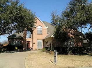 2320 Kingsley Dr, Grand Prairie, TX 75050
