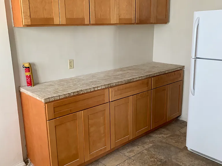 824 S Curson Ave #824 — Photo 8