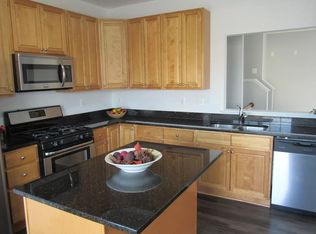 5 Jay Cir, Lemoyne, PA 17043