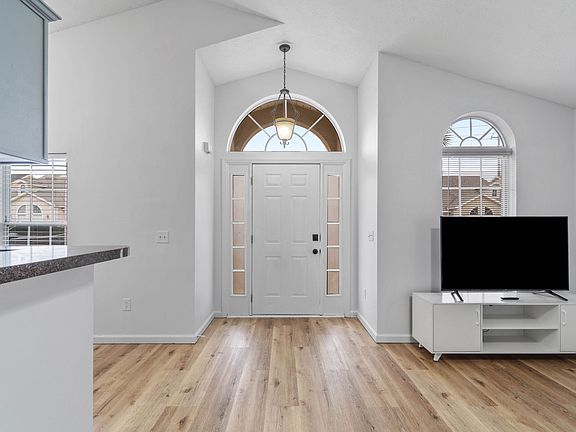 2nd image of 115 Seagrass Way